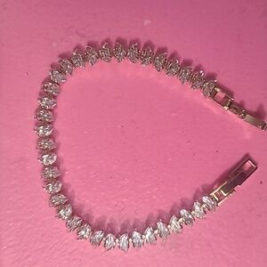 Gold Plated  Clear Gemstone  Tennis Bracelet. Size 7 1/2